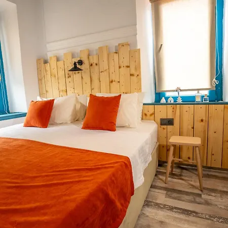 Munch House Alacati